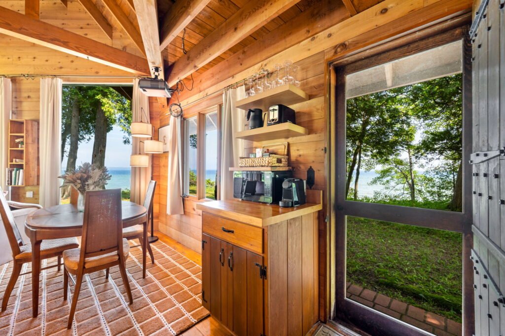 Coffee bar