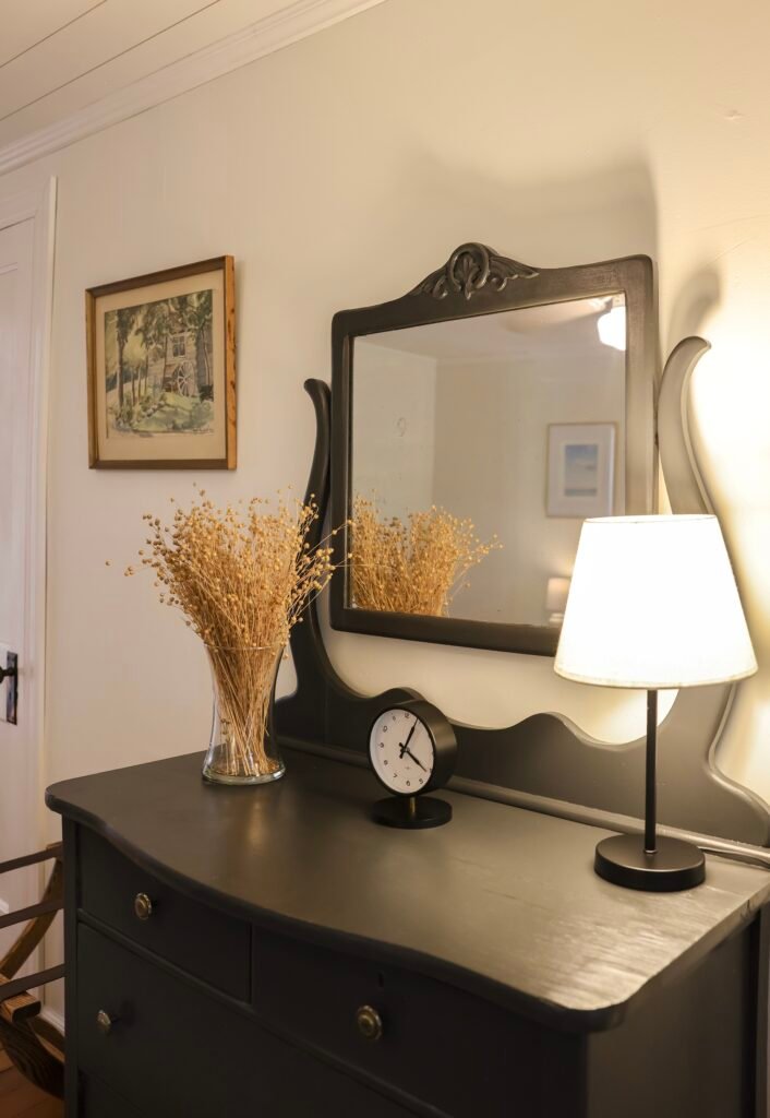 Oak & Orchard Bedroom 1